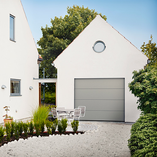 Garageport Advant Complete - Slät 2400 x 2000, Svart, Låskit förberett för ASSA